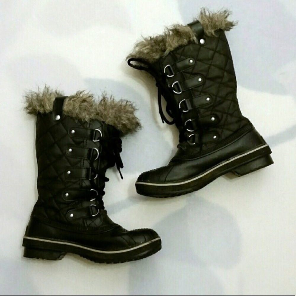 Sorel pre-owned waterproof winter boots